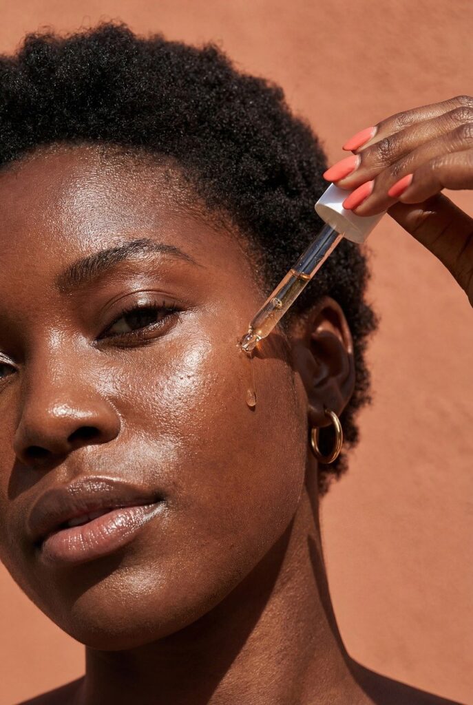 シャワー後すぐ保湿には何を使うべき？