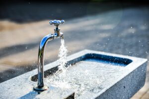 お風呂で美肌を目指すためのグッズと水濡れ対策はこれで決まり？